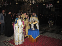 maksim 
Благосиљање хлебова 
2012-12-08 21:56:13