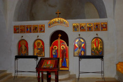 kielce 
Ikonostas w skalnym monasterze David Garedża 
2012-12-12 13:43:32