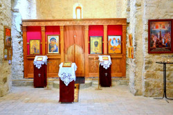 kielce 
Ikalto - ikonostas w monasterze 
2012-12-12 13:44:22