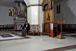 AleksaSrbin 
у храму 2 
2012-12-13 08:29:04