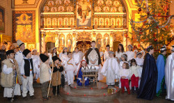 webortodox 
Hristos S-A Nascut !, Christ Is Born!, Христос се роди!, Ο Χριστός γεννιέται!, Chrystus się narodził 
2012-12-24 18:51:31
