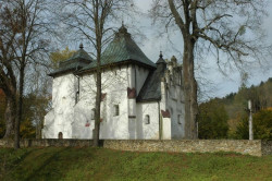 kielce 
Posada Rybotycka - obronna cerkiew na Pogórzu Przemyskim 
2012-12-27 10:10:24