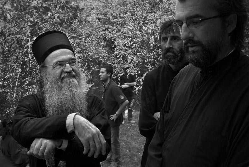 G-din David Vladika eparhije Kruševačke  na snimanju filma ,,Vrata Srbije - Mojsinjska Sveta Gora