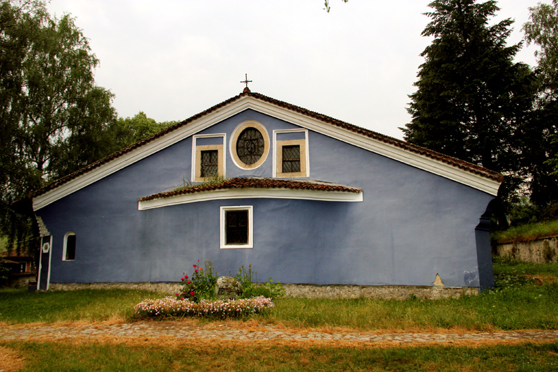 храм Успение на Пресвета Богородица (1818)