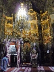 cristiangeorge 
Mănăstirea Bistriţa - Neamţ (2): Încchinare la icoana făcătoare de minuni a Maicii Domnului 
2013-01-08 20:55:25