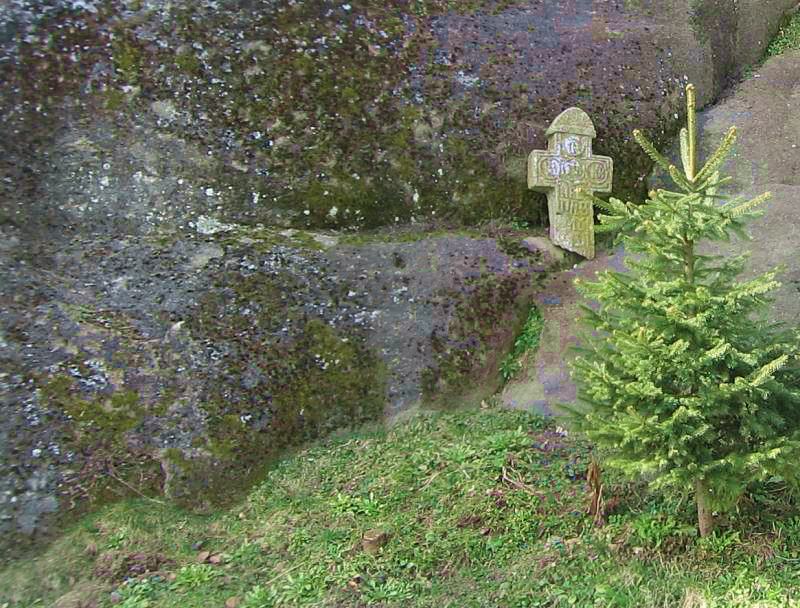 Cross3