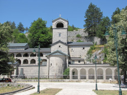 maksim 
Цетинје 
2013-02-05 21:08:23