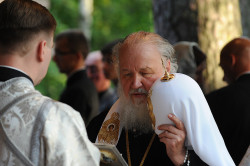palavos 
Patriarch Kirill of Moscow and All Russia 
2013-02-10 21:10:36