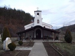Nikolaj_BG 
храм "Свети Пантелеймон" - курорт Момин проход 
2013-02-25 19:40:38