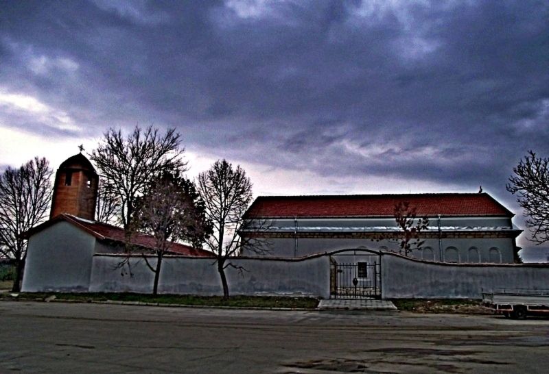 храм "Св.Димитър" в с.Знаменосец, обл. Стара Загора