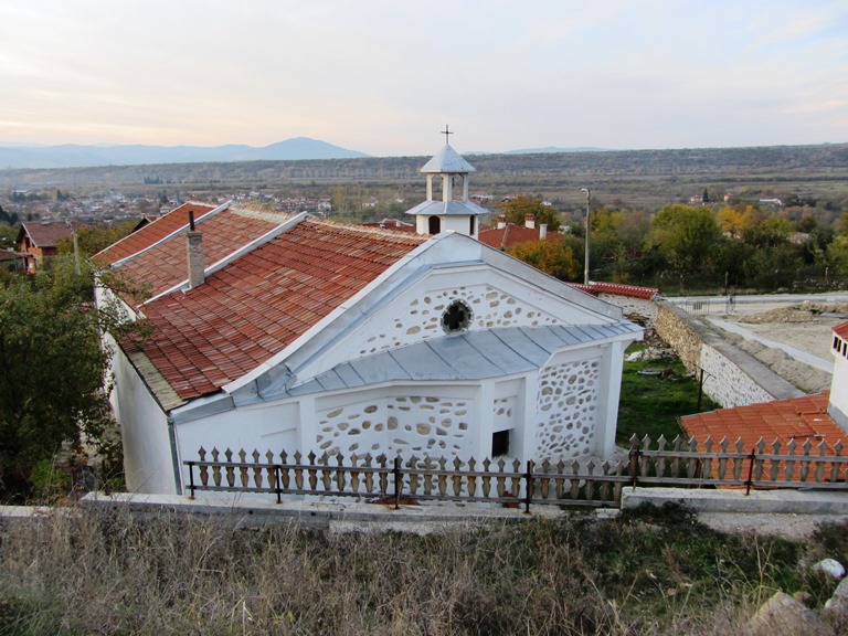храм "Св. Прокопий" в село Стоб