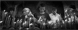 b.backovic 
Свеће 
81 
2013-03-01 13:55:20