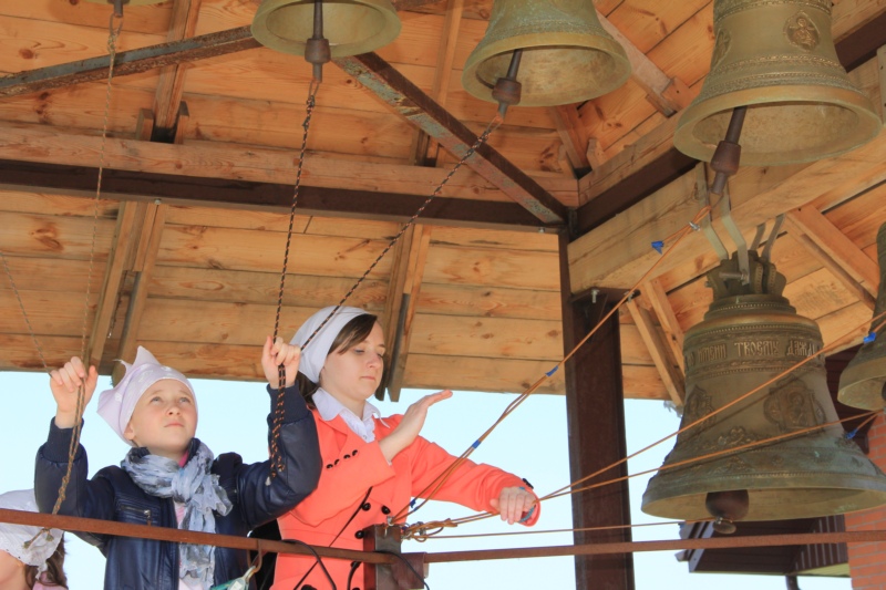 Ringing bells at Easter... 