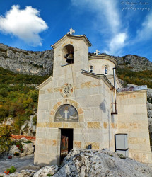 sladjana2 
Crkva Sv.mucenika Stanka,Ostrog 
2013-04-04 20:55:43
