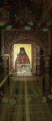 Christos Mokos 
Holy relic of Saint Georgios Karslidis of Drama in Wuppertal 
2013-04-13 10:38:34