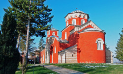 gabriel77 
Zica monastery 
2013-04-17 22:04:43