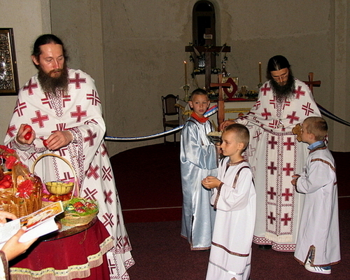 +++ HRISTOS VOSKRESE+++