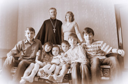 Sandro 
The Home Сhurch 
2013-05-04 15:22:19