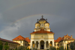 webortodox 
Catedrala Arhiepiscopală din Alba Iulia ( Reîntregirii Neamului )  
2013-05-13 14:39:10