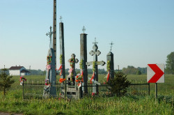kielce 
Stary Kornin - krzyże przydrożne 
2013-05-21 08:41:34