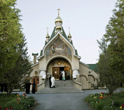 MikaV 
Russian  Orthodox  monastery Holy Trinity in Jordanville,USA 
2013-05-23 00:29:05