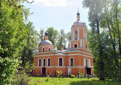 Lana988 
Деревенский храм 
2013-05-23 23:26:18