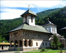 ursache 
Lainici Monastery 
2013-05-28 17:08:58