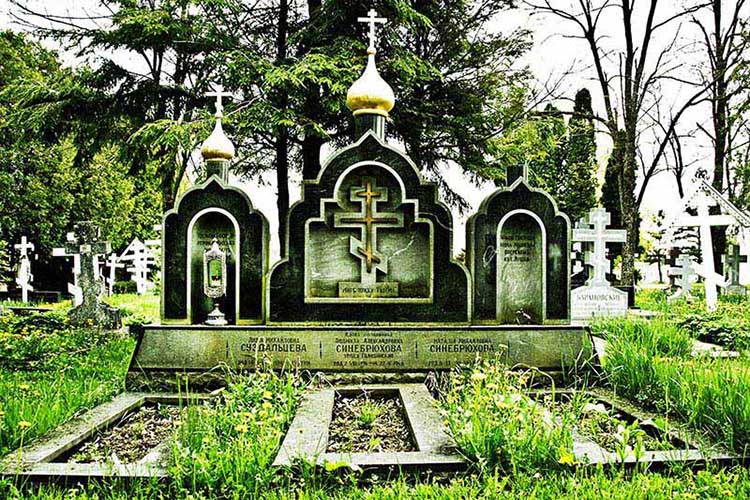 Groblje pri ruskom pravoslavnom manastiru Sveta Trojica u Dzordanvilu,USA