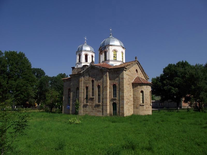 Църквата в село Петко Славейков, общ. Севлиево