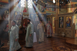 Radivoj 
ИЗНОШЕЊЕ СВЕТОГ ЕВАНЂЕЉА 
69 
2013-06-17 11:21:30
