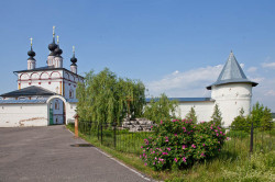 SergeyValiev 
Свято-Троицкий Белопесоцкий женский монастырь 
2013-06-18 21:55:11