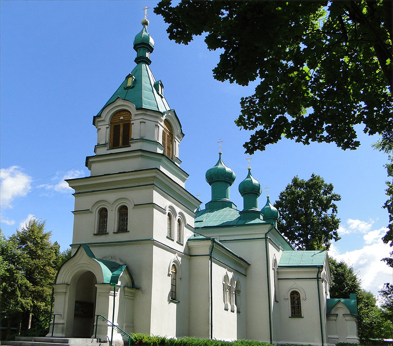 Cerkiew parafialna św. św. Kosmy i Damiana w Rybołach