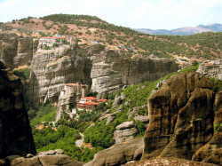 PALADA 
Meteora - între Pămînt și Cer (1) 
2013-07-01 18:36:30