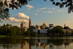 SergeyValiev 
Новодевичий монастырь. 
2013-07-11 13:20:47
