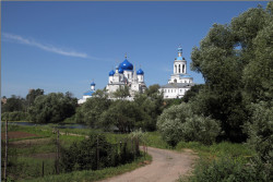 tolmargarita 
Лето в России. Свято-Боголюбский монастырь 
2013-07-11 15:07:14