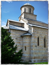 bozur 
Манастир Високи Дечани 
2013-07-28 13:16:52
