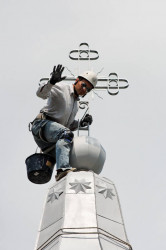 TkV 
Up in the sky  
2013-07-31 09:16:23