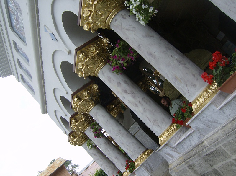 Floer columns