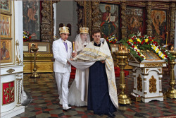 tolmargarita 
Венчается раб Божий Дмитрий рабе Божией Пелагее 
2013-08-01 13:50:31