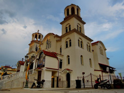 Наташа 
Church in Paralia, Agia Paraskevi 
2013-08-01 14:49:51