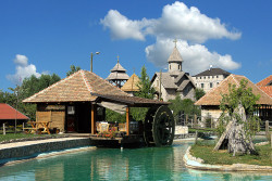 dragoj03 
Манастир св. Николе, етно село Станишић 
2013-08-01 23:56:04
