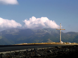 PALADA 
Crucea (The cross) 
96 
2013-08-06 21:31:41