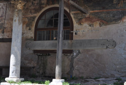 bogdan 
Ιερά Μονή ΜΕΓΙΣΤΗΣ ΛΑΥΡΑΣ - Holy Monastery of MEGISTI LAVRA - Великая Лавра (Лавра св. Афанасия) (9) 
2013-08-12 21:47:46