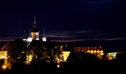 Maniek 
Suprasl by night... 
2013-08-19 16:33:58