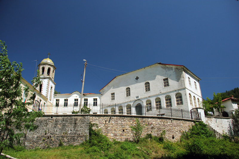 храм св.Въведение Богородично (1836)