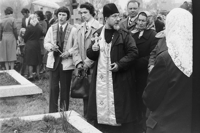 Nad grobem mojego dziadka 30 lat temu