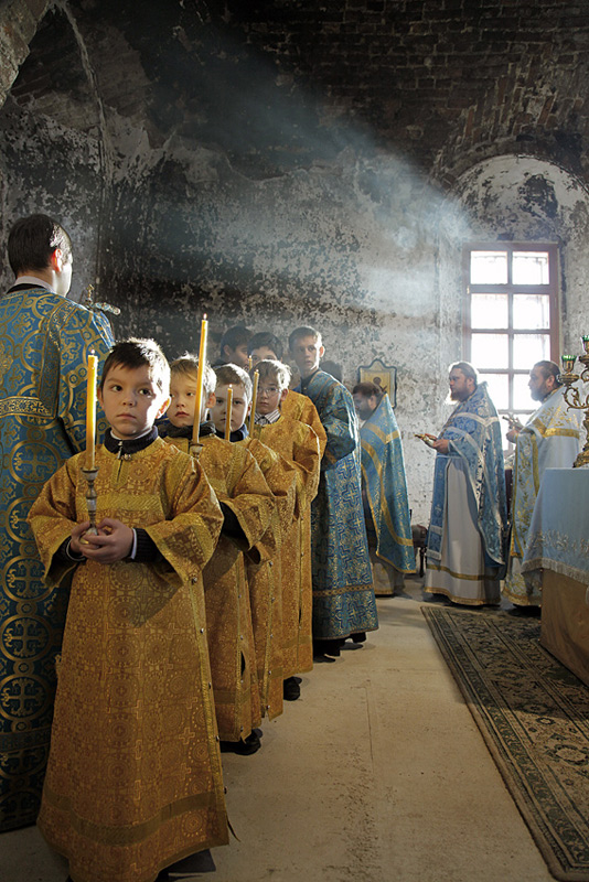 Алтарники