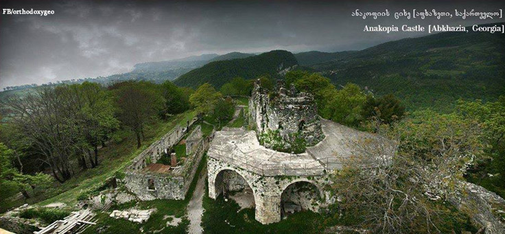 anakopia castle (georgia abkhazia)