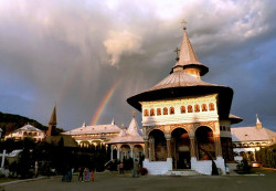 PALADA 
Cât s-au mărit lucrurile Tale, Doamne, pe toate cu înțelepciune le-ai făcut! (2) 
96 
2013-09-02 16:05:55