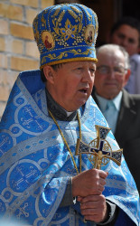 bogdan 
ks. mitrat Leonidas Jankowski 
81 
2013-09-24 20:03:53